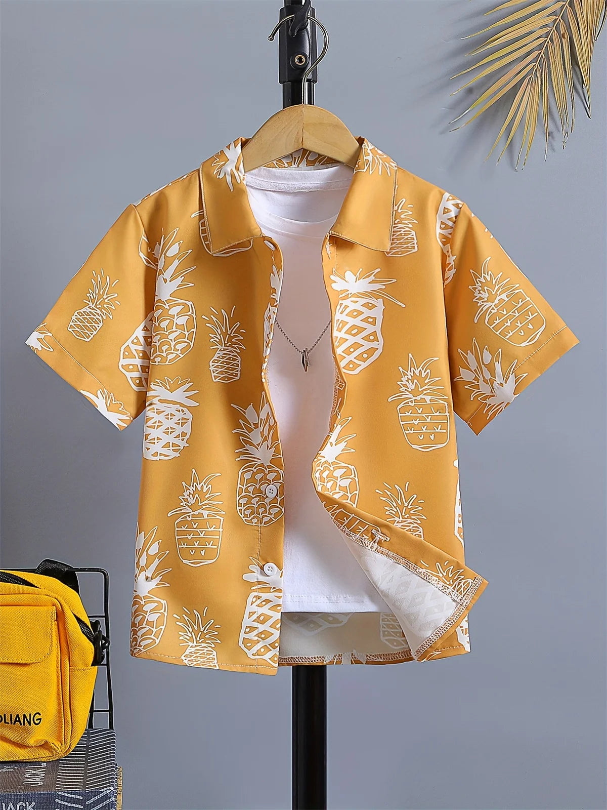 Boy's Soccer Pattern Hawaii Shirt Short Sleeve Casual Comfy Button up Loose Tops Breathable Blouses Summer Holiday Shirt for Boy